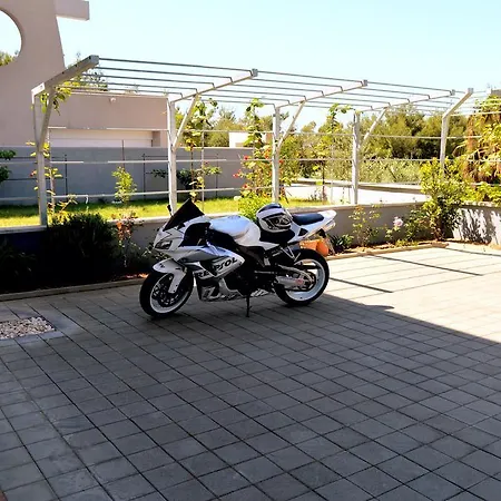 Permarinus * Podstrana